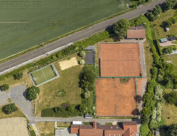 Aerial view, tennis courts SC Rot Weiß Westönnen, Westönnen, Werl, Soester Börde, North Rhine-Westphalia, Germany