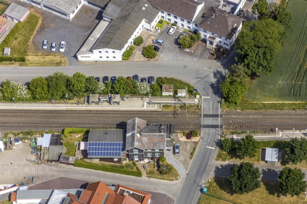 Aerial view, Westönnen railway station, railway line, Westönnen, Werl, Soester Börde, North Rhine-Westphalia, Germany