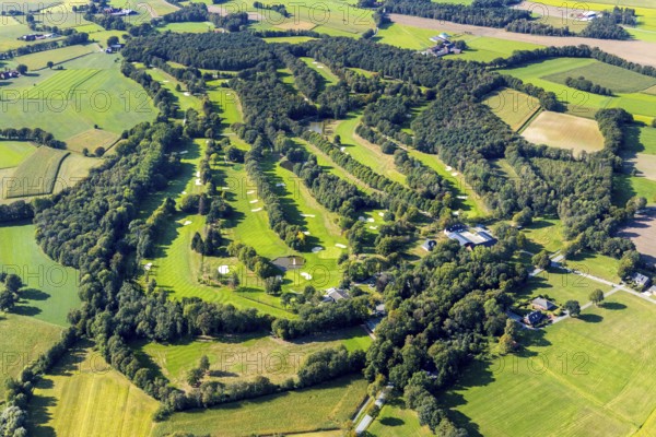 Aerial photo, golf course, Westfälischer Golf-Club Gütersloh, Varensell, Rietberg, OWL, Ostwestfalen-Lippe, East Westphalia, North Rhine-Westphalia, Germany, DE, Europe, golf, golf course, golf club, golf meadow, aerial photo, aerial photography, aerial photography, OWL book, OWL book, sport, overview, bird's-eye view, bird's-eye view, overview
