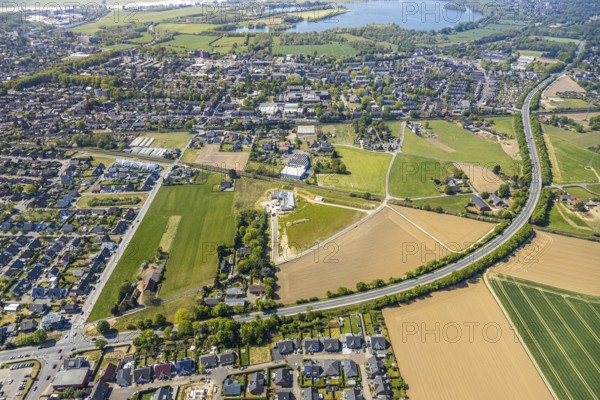 Aerial view, new day-care centre Hessenweg, Hessenviertel, Feldmark, Emmericher Straße, Lackhausen, Wesel, Ruhr area, Lower Rhine, North Rhine-Westphalia, Germany