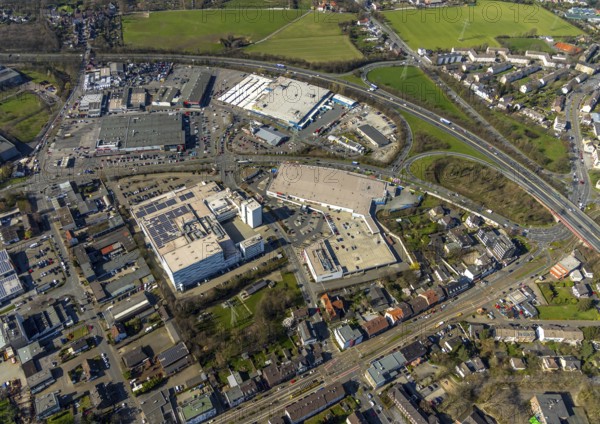 Aerial photo, Mediamarkt, Real, Metro, commercial area, Dümpten, Mülheim an der Ruhr, Ruhr area, North Rhine-Westphalia, Germany, Mülheim, an, der, Ruhr, DE, Europe, birds-eyes, view, aerial photography, aerial photography, overview, overview, bird's eye view, industry, trade, economy, commercial enterprise, production, trade, electronics, electrical appliances, household appliances, consumer electronics, retail, food, shopping, shopping, goods, consumption, vegetables, meat, wholesale