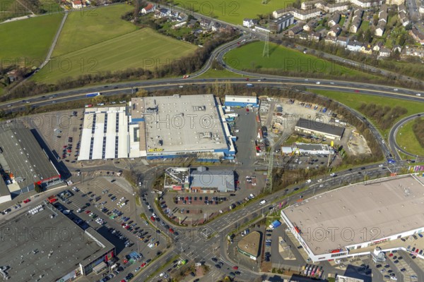 Aerial photo, Mediamarkt, Real, Metro, commercial area, Dümpten, Mülheim an der Ruhr, Ruhr area, North Rhine-Westphalia, Germany, Mülheim, an, der, Ruhr, DE, Europe, birds-eyes, view, aerial photography, aerial photography, overview, overview, bird's eye view, industry, trade, economy, commercial enterprise, production, trade, electronics, electrical appliances, household appliances, consumer electronics, retail, food, shopping, shopping, goods, consumption, vegetables, meat, wholesale