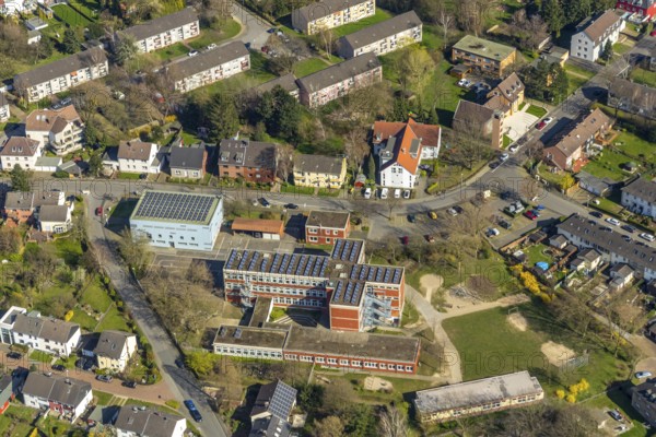 Aerial photo, special school Wilhelm-bush-Schule, Altstadt II, Mülheim an der Ruhr, Ruhr area, North Rhine-Westphalia, Germany, Mülheim, an, der, Ruhr, DE, Europe, birds-eyes, view, aerial photograph, aerial photography, aerial photography, overview, overview, bird's eye view, education, pupils, college, education, school year, homework, class, year group, education, pedagogy