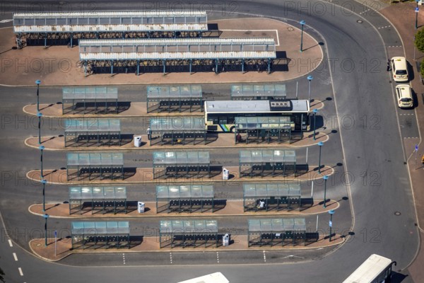 Aerial view, Wesel bus station, at Wesel railway station, Fusternberg, Wesel, Ruhr area, Lower Rhine, North Rhine-Westphalia, Germany