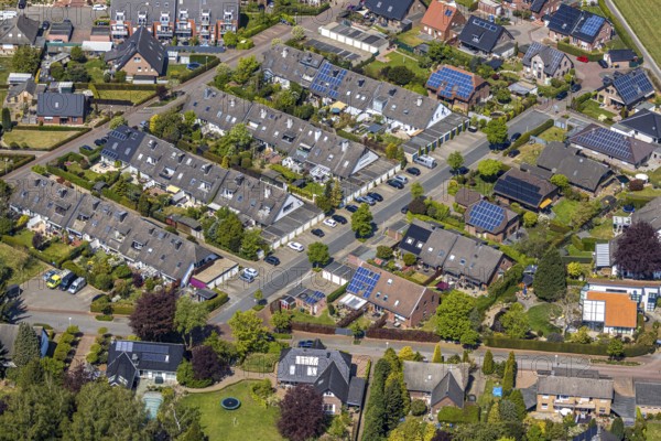 Aerial view, terraced housing estate Wilhelm-Leuschner-Straße, Lackhausen, Wesel, Ruhr area, Lower Rhine, North Rhine-Westphalia, Germany