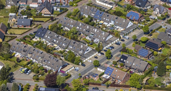 Aerial view, terraced housing estate Wilhelm-Leuschner-Straße, Lackhausen, Wesel, Ruhr area, Lower Rhine, North Rhine-Westphalia, Germany