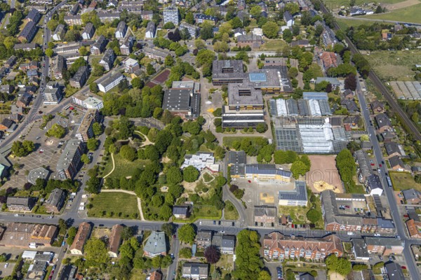 Aerial view, Berufskolleg Wesel, community primary school, Lackhausen, Wesel, Ruhr area, Lower Rhine, North Rhine-Westphalia, Germany