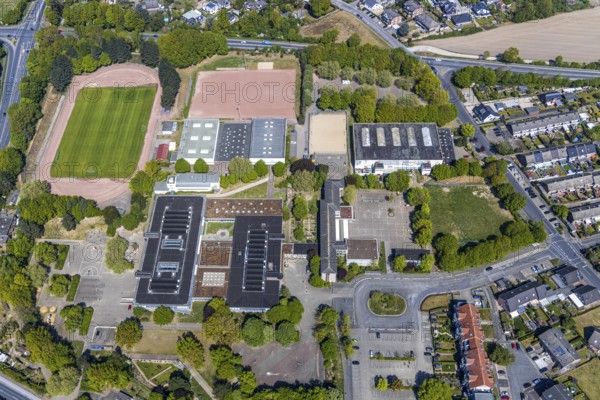 Aerial view, Schulzentrum Nord 2, Konrad-Duden-Gymnasium, Konrad-Duden-Realschule, Eislaufcenter Wesel, sports field, Wesel, Ruhr area, Lower Rhine, North Rhine-Westphalia, Germany