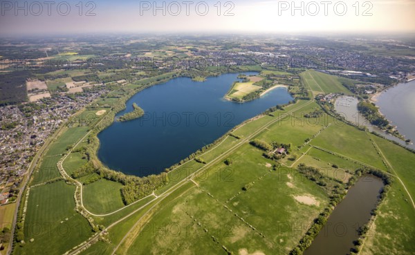 Aerial view, Auesee, Auesee lido, North lido, Wesel marina, meadows and fields, Wesel, Ruhr area, Lower Rhine, North Rhine-Westphalia, Germany