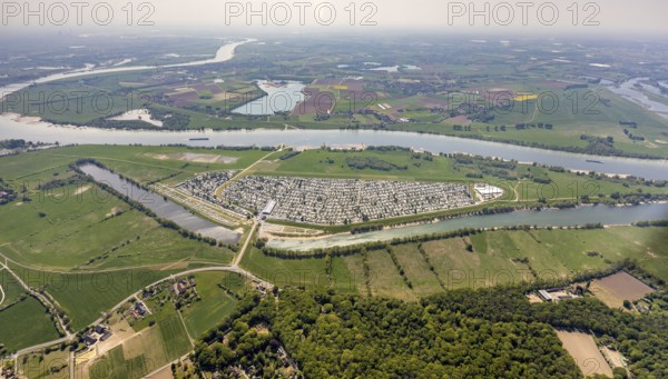 Aerial view, camping site Grav Insel on the Rhine, caravans and tents, Wesel, Ruhr area, Lower Rhine, North Rhine-Westphalia, Germany