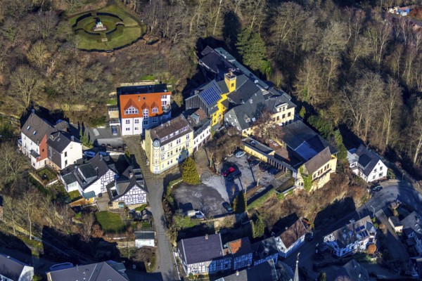 Aerial view, castle ruins of Volmarstein Castle, Volmarstein Castle Hotel, Volmarstein, Wetter, Ruhr area, North Rhine-Westphalia, Germany