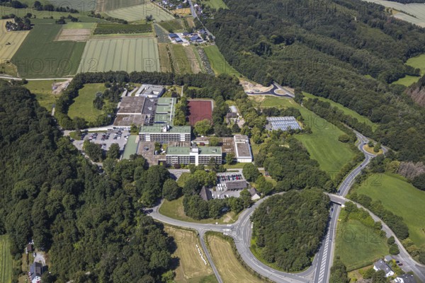 Aerial view, Werner-Richard-Berufskolleg, Volmarstein Educational Centre, Grundschöttel, Wetter, Ruhr area, North Rhine-Westphalia, Germany