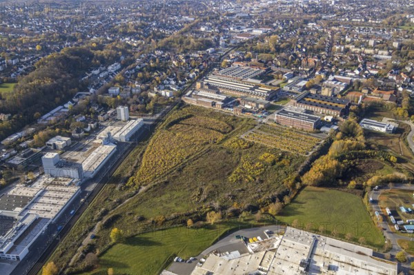 Aerial view, Stockumer Straße industrial estate, Ruhrpumpen, former annealing furnace hall, Wittener Industrie und Technologie Park, WITG, green space former landfill site, Witten, Ennepe-Ruhr district, Ruhr area, North Rhine-Westphalia, Germany