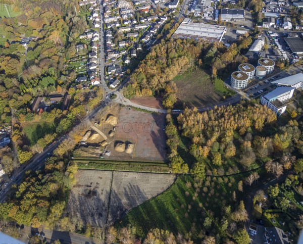 Aerial view, Witten/Herdecke University, construction site of planned multi-storey car park at ZBZ RundGebäude, construction site of former sports ground, Annen, Witten, Ruhr area, North Rhine-Westphalia, Germany