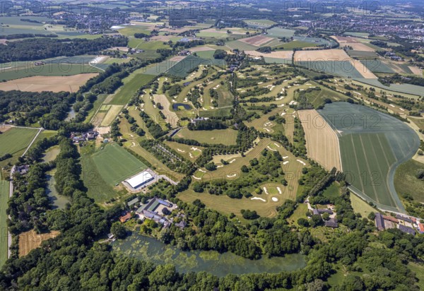 Aerial view, golf course, golf club Op de Niep, Neukirchen-Vluyn, Lower Rhine, North Rhine-Westphalia, Germany, DE, Europe, golf, golf course, golf club, golf course, golf course Nieper Kuhlen, aerial view, aerial photography, aerial photography, sports, overview, bird's-eye view, overview