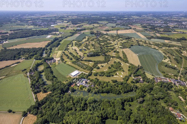 Aerial view, golf course, golf club Op de Niep, Neukirchen-Vluyn, Lower Rhine, North Rhine-Westphalia, Germany, DE, Europe, golf, golf course, golf club, golf course, golf course Nieper Kuhlen, aerial view, aerial photography, aerial photography, sports, overview, bird's-eye view, overview