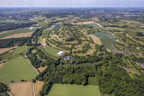 Aerial view, golf course, golf club Op de Niep, Neukirchen-Vluyn, Lower Rhine, North Rhine-Westphalia, Germany, DE, Europe, golf, golf course, golf club, golf course, golf course Nieper Kuhlen, aerial view, aerial photography, aerial photography, sports, overview, bird's-eye view, overview