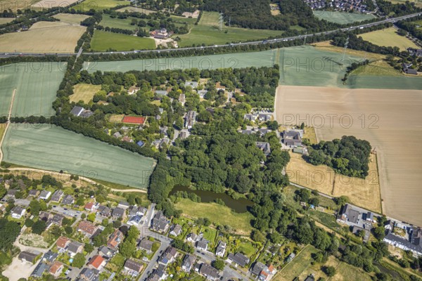 Aerial view, forest area, children's and youth village, Neukirchener Berufskolleg, Neukirchener Erziehungsverein, Heckrathstraße, Neukirchen-Vluyn, Lower Rhine, North Rhine-Westphalia, Germany, motorway A57, DE, Europe, aerial view, aerial photography, aerial photography, overview, bird's-eye view, overview