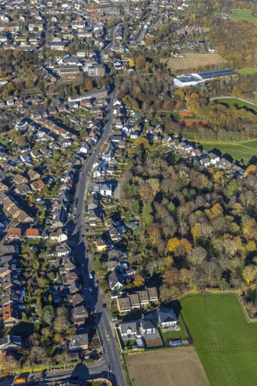 Aerial view, local view Krefelder Straße, New Apostolic Church, Sport- und Freizeitpark Klingerhuf, Wilhelm-Reuter-Allee, Neukirchen, Neukirchen-Vluyn, Ruhr area, North Rhine-Westphalia, Germany, place of worship, DE, Europe, religious community, place of worship, holy place, church, parish, denomination, aerial view, aerial photography, aerial photography, religion, religious site, sports, sports field, tennis courts, overview, bird's eye view, birds-eyes view, overview