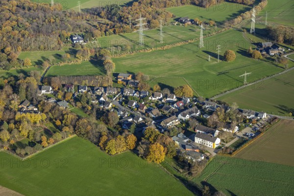 Aerial view, residential area Grotfeldsweg, Im Wiesengrund, Neukirchen, Neukirchen-Vluyn, Ruhr area, North Rhine-Westphalia, Germany, DE, Europe, property tax, green trees, real estate, aerial view, aerial photography, aerial photography, overview, bird's-eye view, residential complex, living and living, residential area, residential buildings, quality of living, residential neighbourhood, housing estate, birds-eyes view, overview