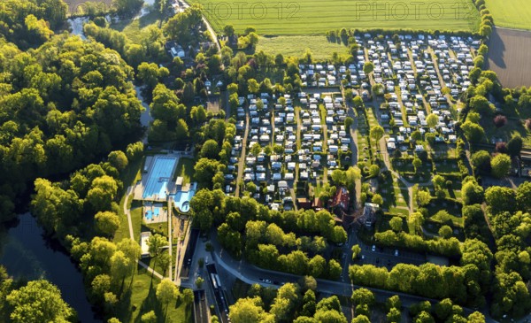 Aerial view, campsite Münster, open-air swimming pool Stapelskotten, Laerer Werseufer, Münster, Münsterland, North Rhine-Westphalia, Germany, camping, camping site, camping buses, camping caravan, campsite, DE, Europe, open-air swimming pool, leisure, leisure facility, leisure activities, aerial photography, aerial photography, overview, bird's eye view, woodland, motorhome, caravan, birds-eyes view, camping, overview