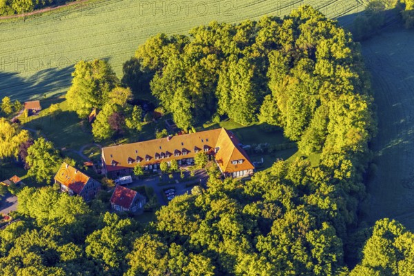 Aerial view, residential building in forest location, Pröbstingstraße, Münster, Münsterland, North Rhine-Westphalia, Germany, DE, Europe, commercial location, commercial use, property tax, Horstmann Coaching KG, real estate, aerial photograph, aerial photography, aerial photography, overview, bird's-eye view, residential complex, living and working, living and life, residential area, residential buildings, quality of life, bird's-eye view, overview