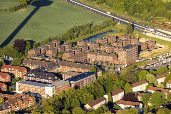 Aerial view, residential area Am Lohausbach, Mühlhäuser Straße, Münster, Münsterland, North Rhine-Westphalia, Germany, DE, Europe, property tax, real estate, aerial view, aerial photography, aerial photography, overview, bird's eye view, residential complex, living and living, residential area, residential buildings, residential quality, residential neighbourhood, housing estate, birds-eyes view, overview