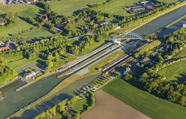 Aerial view, Münster lock, Dortmund-Ems Canal, Münster, Münsterland, North Rhine-Westphalia, Germany, DE, Europe, canal bridge, aerial view, aerial photography, aerial photography, Schiffahrter Damm, shipping, sight, overview, bird's-eye view, overview