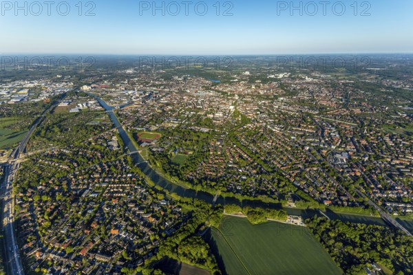 Aerial view, Dortmund-Ems canal, city harbour, view of St. Mauritz, Münster, Münsterland, North Rhine-Westphalia, Germany, federal road B51, DE, Europe, distant view, football pitch, football club, harbour, real estate, aerial view, aerial photography, aerial photography, sports facilities, sports club Münster 08, sports field, sports facility, overview, bird's-eye view, living and working, living and life, residential area, residential buildings, birds-eyes view, overview