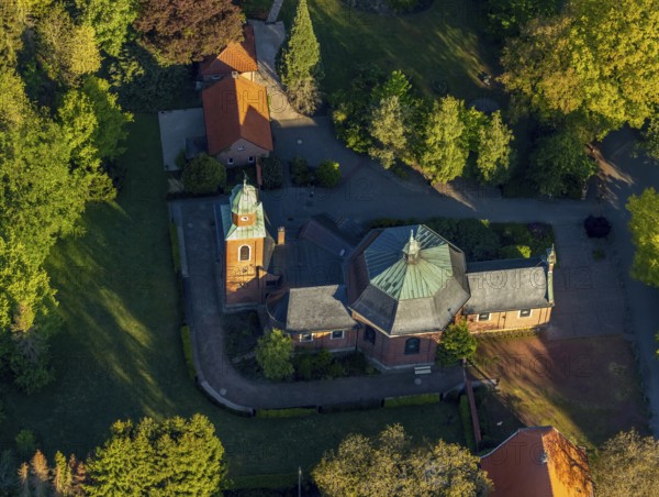 Aerial view, catholic Dyckburg church, Münster, Münsterland, North Rhine-Westphalia, Germany, place of worship, DE, Europe, religious community, place of worship, church, parish, denomination, aerial view, aerial photography, aerial photography, religion, overview, bird's-eye view, forest area, birds-eyes view, overview