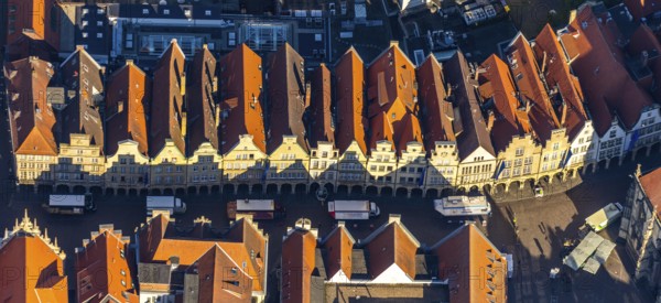 Aerial view, Prinzipalmarkt, gabled houses, Münster, Münsterland, North Rhine-Westphalia, Germany, DE, Europe, main market, aerial view, aerial photography, aerial photography, sight, street, overview, bird's-eye view, birds-eyes view, historical, overview, red roofs