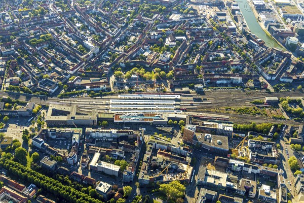 Aerial view, Münster main station, construction site residential and hotel complex, Münster, Münsterland, North Rhine-Westphalia, Germany, railway tracks, railway station, station forecourt, construction work, construction area, building site, building plots, construction project, construction site, Bremer Platz, DE, Deutsche Bahn AG, Europe, main station, central station, aerial view, aerial photography, aerial photography, new building, overview, bird's-eye view, overview