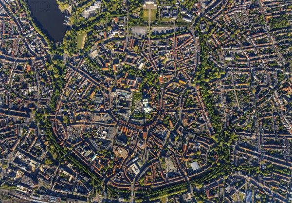 Aerial view, Old Town, Promenadenring, St Paul's Cathedral, Cathedral SquarePaulus-Dom, Domplatz, catholic Liebfrauen-Überwasserkirche, catholic St. Lamberti-Kirche, St. Martini-Kirche, Theater Münster, Münster, Münsterland, North Rhine-Westphalia, Germany, old town area, place of worship, DE, Europe, religious community, place of worship, property tax, real estate, church, church community, denomination, culture, art, aerial view, aerial photography, aerial photography, religion, theatre, overview, events, bird's-eye view, residential area, living and working, living and life, residential area, residential buildings, housing estate, birds-eyes view, historic city centre, historic city centre, overview