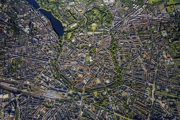 Aerial view, Old Town, Promenadenring, St Paul's Cathedral, Cathedral SquarePaulus-Dom, Domplatz, catholic Liebfrauen-Überwasserkirche, catholic St. Lamberti-Kirche, St. Martini Church, Münster Theatre, Münster Central Station, Münster, Münsterland, North Rhine-Westphalia, Germany, old town area, place of worship, railway tracks, railway station, DE, Deutsche Bahn AG, Europe, religious community, place of worship, property tax, central station, main station, real estate, church, parish, denomination, culture, art, aerial view, aerial photography, aerial photography, religion, theatre, overview, events, bird's-eye view, residential area, living and working, living and life, residential area, residential buildings, housing estate, birds-eyes view, historic city centre, historic city centre, overview