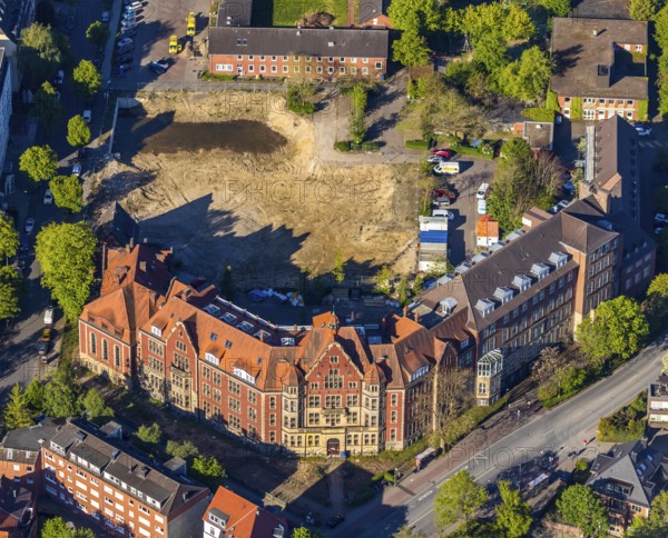 Aerial view, Westfälische Wilhelms-Universität Münster, Examination Office of the Faculty of Economics, Hüfferstraße, construction site, Münster, Münsterland, North Rhine-Westphalia, Germany, education, educational institution, DE, Europe, aerial view, aerial photography, aerial photography, overview, university, bird's eye view, birds-eyes view, overview
