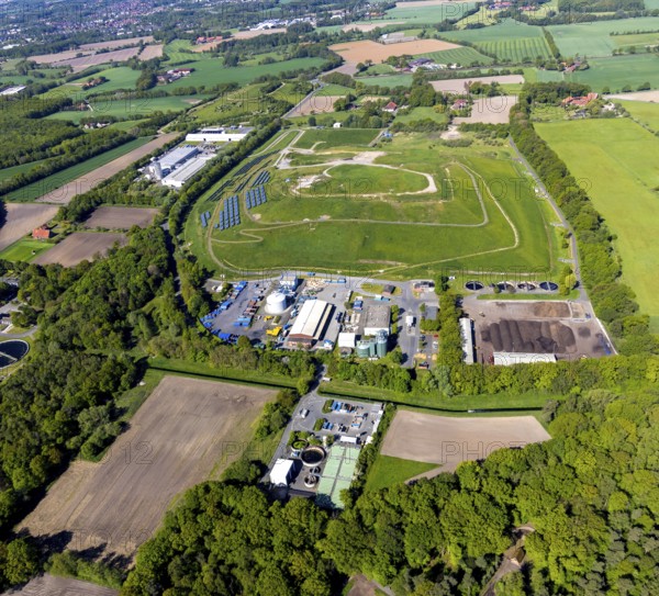 Aerial view, Central Landfill II, Reiling MS-Recycling, Abfallwirtschaftsbetriebe Münster, Recyclinghof Entsorgungszentrum Münster, Münster, Münsterland, North Rhine-Westphalia, Germany, waste storage, DE, landfill, Europe, aerial photograph, aerial photography, aerial photography, overview, bird's-eye view, bird's-eye view, overview
