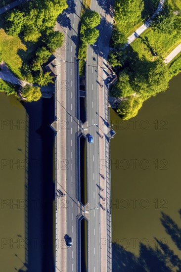 Aerial view, Tormin bridge over the Aasee, Münster, Münsterland, North Rhine-Westphalia, Germany, Aasee, bridge, DE, Europe, aerial view, aerial photography, aerial photography, Münstersche Aa, lake, road traffic, overview, bird's-eye view, overview