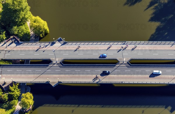 Aerial view, Tormin bridge over the Aasee, Münster, Münsterland, North Rhine-Westphalia, Germany, Aasee, bridge, DE, Europe, aerial view, aerial photography, aerial photography, Münstersche Aa, lake, road traffic, overview, bird's-eye view, overview
