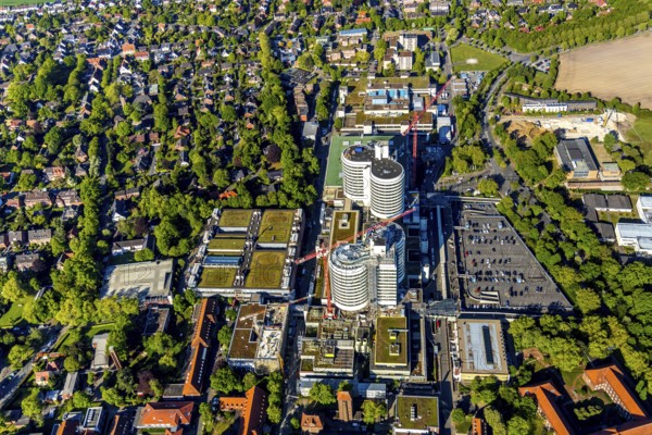 Aerial view, University Hospital Münster, Albert-Schweitzer-Campus, Münster, Münsterland, North Rhine-Westphalia, Germany, DE, Europe, healthcare, high-rise buildings, hospital, clinic, clinic centre, hospital, aerial view, aerial photography, aerial photography, medical facility, medical aid, emergency service, tower, overview, bird's-eye view, overview, medical care