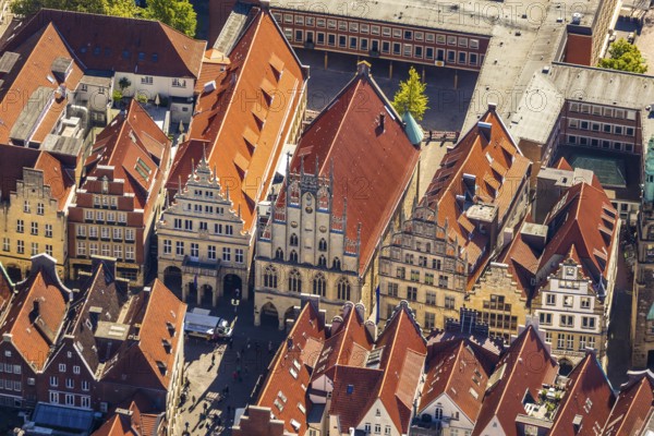 Aerial view, Prinzipalmarkt, historic town hall, Münster, Münsterland, North Rhine-Westphalia, Germany, old town, authority, DE, Europe, gabled houses, main market, aerial view, aerial photography, aerial photography, town hall, sight, city administration, street, overview, administrative area, bird's eye view, birds-eyes view, historical, overview, red roofs