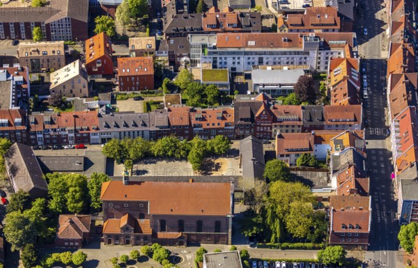 Aerial view, Biserica Greco-Catolica Sf. Ioan Casian, Münster, Münsterland, North Rhine-Westphalia, Germany, place of worship, DE, Europe, gastronomy, religious community, place of worship, hotel, hotel facilities, hotel industry, church, church community, denomination, aerial view, aerial photography, aerial photography, aerial photography, religion, city hotel Münster, overview, bird's-eye view, birds-eyes view, overview