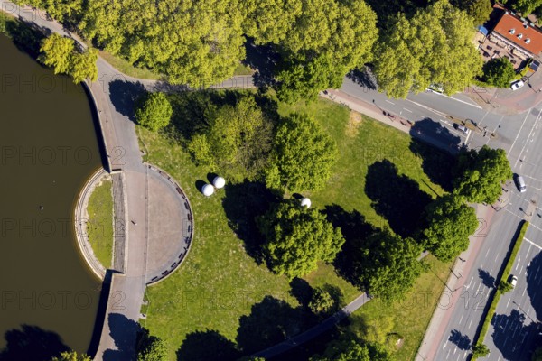 Aerial view, Aasee, Münstersche Aa, sculpture Giant Pool Balls, giant billiard balls, Münster, Münsterland, North Rhine-Westphalia, Germany, Aaseeterrassen, DE, Europe, aerial view, aerial photography, aerial photography, park, lake, overview, bird's-eye view, overview