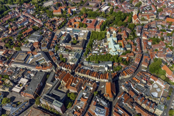Aerial view, Old Town, Prinzipalmarkt, St Paul's Cathedral, Cathedral SquarePaulus-Dom, Domplatz, catholic Liebfrauen-Überwasserkirche, catholic St. Lamberti Church, Münster, Münsterland, North Rhine-Westphalia, Germany, place of worship, DE, Europe, religious community, place of worship, property tax, real estate, church, parish, denomination, culture, art, aerial view, aerial photography, aerial photography, religion, theatre, overview, events, bird's eye view, residential area, living and working, living and life, residential area, residential buildings, housing estate, birds-eyes view, historic city centre, historic city centre, overview