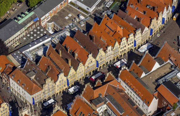 Aerial view, old town, Prinzipalmarkt, gabled houses, Münster, Münsterland, North Rhine-Westphalia, Germany, DE, Europe, main market, courtyard, aerial view, aerial photography, aerial photography, sight, street, overview, bird's eye view, birds-eyes view, historical, overview, red roofs