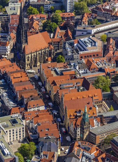 Aerial view, old town, Prinzipalmarkt, catholic St. Lamberti church, Münster, Münsterland, North Rhine-Westphalia, Germany, place of worship, DE, Europe, commercial buildings, religious community, place of worship, property tax, real estate, church, parish, denomination, aerial view, aerial photography, aerial photography, religion, overview, bird's eye view, living and life, residential area, residential buildings, birds-eyes view, historic city centre, overview
