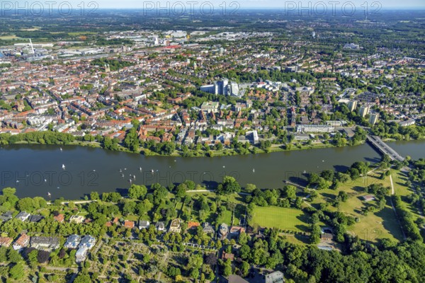 Aerial photograph, sailing boats on the Aasee, water tower, LVM Versicherung Zentrale, Westdeutsche Lotterie GmbH, Münster, Münsterland, North Rhine-Westphalia, Germany, Aaseeterrassen, DE, Europe, leisure, leisure activities, Klartext-Verlag, aerial photograph, aerial photography, aerial photography, Münster from above, Münster book, lake, overview, bird's eye view, birds-eyes view, overview