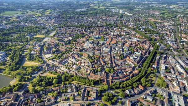 Aerial view, Old Town, Promenadenring, St Paul's Cathedral, Cathedral SquarePaulus-Dom, Domplatz, catholic Liebfrauen-Überwasserkirche, catholic St. Lamberti-Kirche, St. Martini-Kirche, theatre Münster, castle Münster, Josef, Münster, Münsterland, North Rhine-Westphalia, Germany, DE, Europe, green trees, courtyard, Klartext-Verlag, aerial view, aerial photography, aerial photography, Münster from above, Münsterbuch, ring of green trees, castle, castle grounds, castle garden, castle park, sight, overview, bird's-eye view, overview