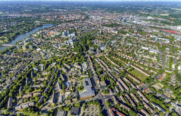 Aerial photo, Sparkasse Münsterland Ost, IHK Nord Westfalen, LVM Versicherung Zentrale, Westdeutsche Lotterie GmbH, Aasee, Torminbrücke, sailboats, Aaseestadt, Münster, Münsterland, North Rhine-Westphalia, Germany, DE, Europe, Klartext-Verlag, LVM Kolde-Ring, aerial photo, aerial photography, aerial photography, Münster from above, Münsterbuch, lake, overview, bird's eye view, birds-eyes view, overview