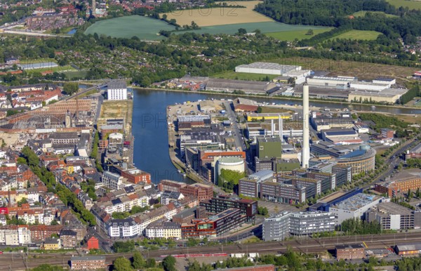 Aerial view, Stadthafen Münster, harbour promenade, harbour, Stadtwerke Münster, City of Münster - Stadthaus 3, Pluggendorf, Münster, Münsterland, North Rhine-Westphalia, Germany, boats, CaféMed, DE, Europe, leisure, leisure activities, leisure centre, gastronomy, commercial enterprises, commercial area, commercial location, commercial use, harbour basin, harbour area, harbour entrance, harbour district, harbour overview, Harbourside, Hot Jazz Club, industrial facilities, industrial area, industrial location, Jovel Music Hall, Klartext-Verlag, culture, art, Kunsthalle Münster, aerial view, aerial photography, aerial photography, motorboats, Münster from above, Münsterbuch, Münster district, overview, event location, event venue, bird's-eye view, Wolfgang Borchert Theater, birds-eyes view, overview