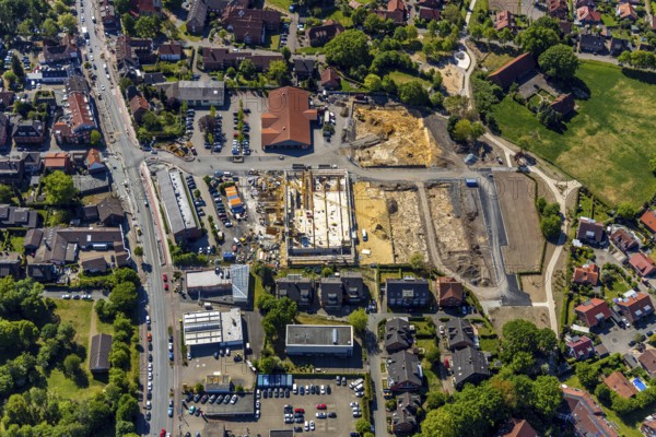 Aerial view, construction site Eschweiler site Westfalenstraße, new construction single-family houses and multi-family houses, Münster, Münsterland, North Rhine-Westphalia, Germany, construction work, construction area, construction site, building plots, construction project, construction site, DE, Europe, property tax, real estate, Lidl, aerial view, aerial photography, aerial photography, new construction, overview, bird's eye view, residential complex, living and living, residential area, residential buildings, housing estate, birds-eyes view, overview